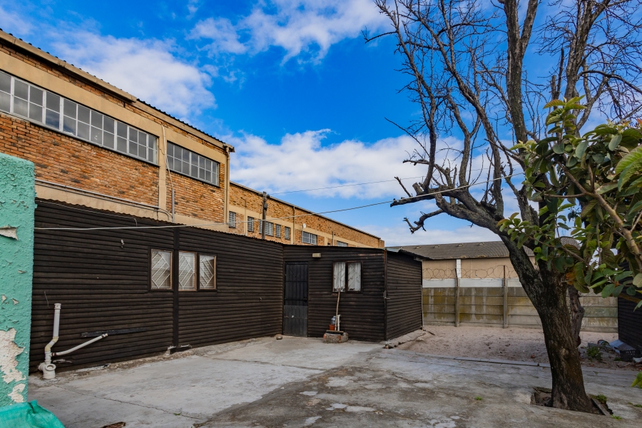 3 Bedroom Property for Sale in Elsies River Western Cape